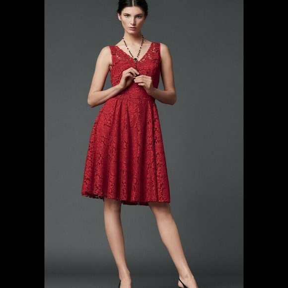 DOLCE & GABBANA RICH RED LACE MIDI FIT & FLAIR DRESS AND FULL SLIP LINER IN SILK - Picture 2 of 16